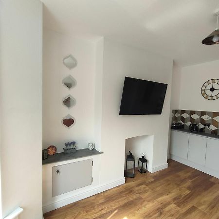 Lovely Refurbished Apartments, Morecambe Promenade Экстерьер фото