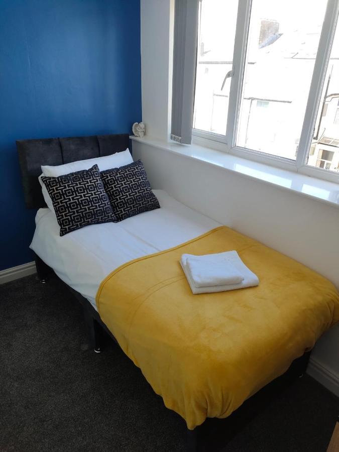 Lovely Refurbished Apartments, Morecambe Promenade Экстерьер фото