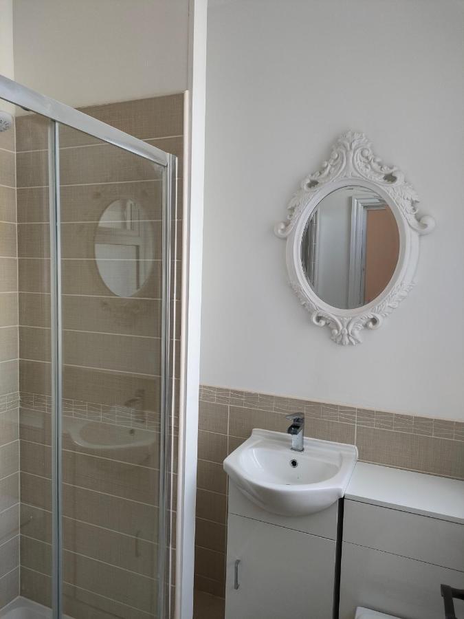 Lovely Refurbished Apartments, Morecambe Promenade Экстерьер фото
